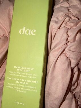 Dae Stargloss shine treatment